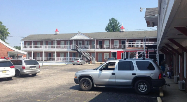 Four Keys Inn, Buchen Sie Gasthaus Portsmouth Ohio