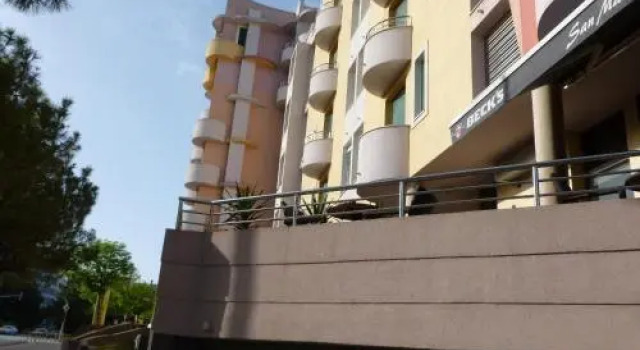Apartment Astra, Prenota Appartamento Splitska 