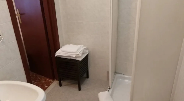 Room Private Bath 5min From Tiburtina Station - Metro Line B, Забронировать Апартаменты/квартира Апартаменты Тибуртино, Апартаменты/квартира