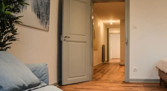 Homely-touch, Забронировать Отель Страсбург Strasbourg Eurometropole, рядом с Церковь Св. Мадлен