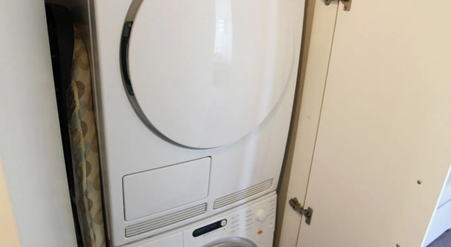 Melbourne by the Botanical Gardens, Book Apartment Melbourne 