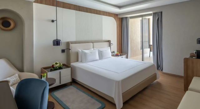 Номер Superior Rixos Premium Magawish Bay View