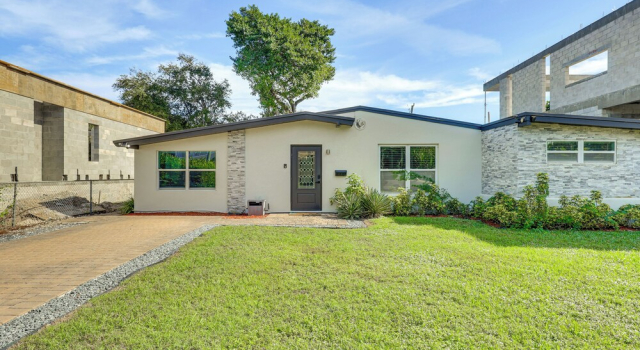 3 Mi to Sea! Family Pool House in Fort Lauderdale, Varaa Lomakoti Huvilat kohteessa Florida, Villa