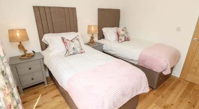 Champagne, Rezervasyon Tatil Evi Merseyside villalar, Villa