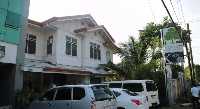 Newport Oak Pension Inn