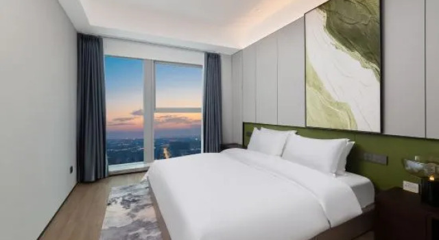 Семейный люкс с видом на реку Chengdu ONE Hotel (Global Center Financial City)