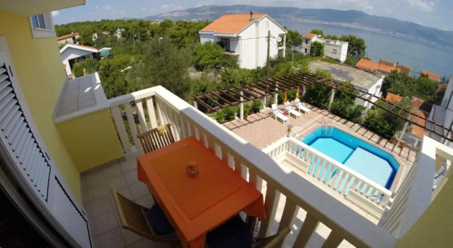 Апартаменты c 1 комнатой с балконом Apartments Romana