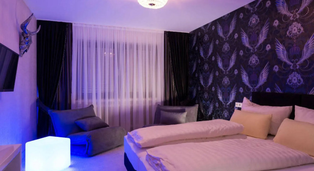 Hotel Hellers Twenty Four 1, Забронировать Отель Фридрихсхафен Баден-Вюртемберг