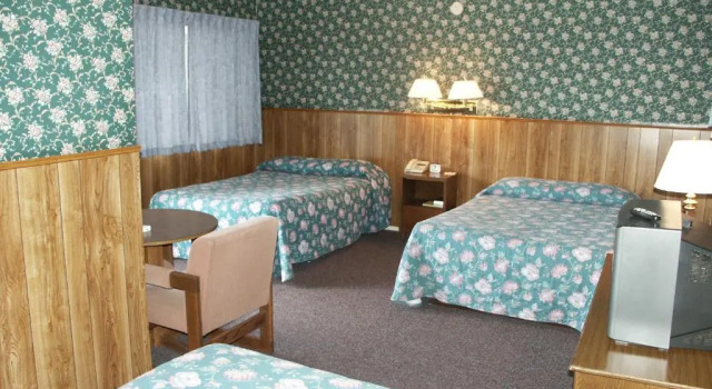 Трёхместный номер Standard Bridgeport Inn