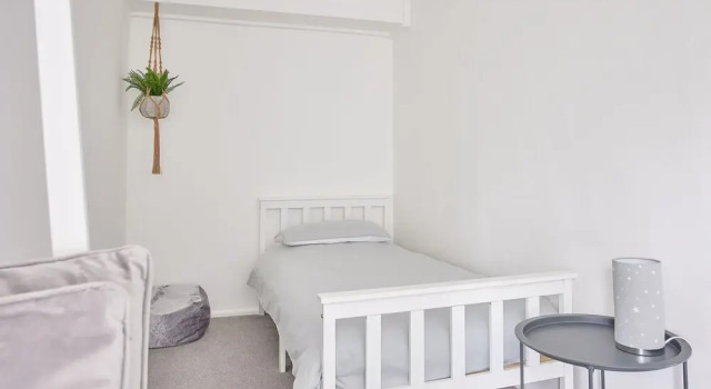 Host Stay Apartment 2 Old Mill, Book Lejlighed Helston Cornwall, nær Bonython