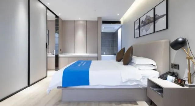 Люкс Business Houma Huaqiang Hotel