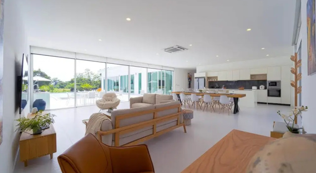 Luxury Villa at Palm Hills GolfClub PH4A, Забронировать Вилла Виллы Пхетчабури, Вилла