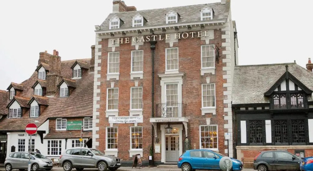 The Castle Hotel, Забронировать Отель Ритин Клоид, рядом с Замок Ритин