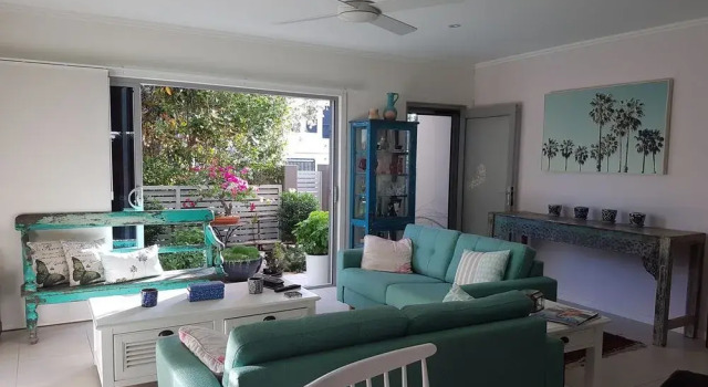 Surfers Paradise Townhouse, Забронировать Отель Серферс-Парадайс Голд-Кост, рядом с LAN SPA