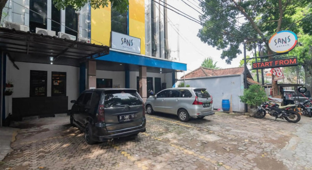Cihampelas Hotel 1, Book Hotel 3-stjernede hoteller i Bandung, 3*