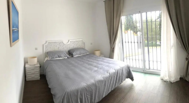 Frontline Aloha Golf Townhouse for a family minutes from Puerto Banus Marbella and Best Beaches