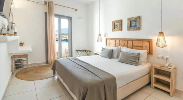 Двухместный номер Superior с видом на море Paros Bay