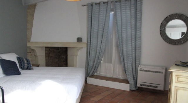 Hameau Fleur de Pierres B&B, Reserva ahora Bed & breakfast Hoteles en Murs con piscina, Piscina