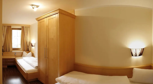 Семейный номер Standard с балконом и с видом на горы Ferienhotel Sonnenhof
