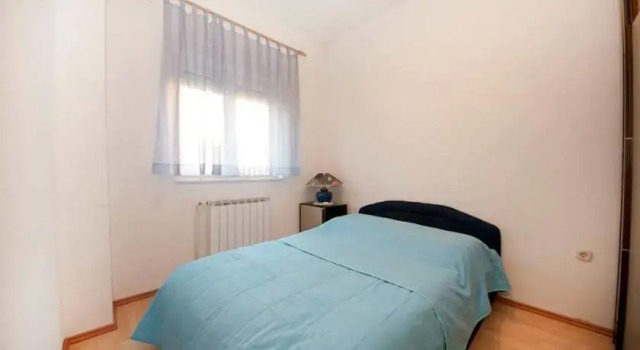 Blue and Red Apartments, Забронировать Апартаменты/квартира Отели Шибеник с завтраком, рядом с Sibenik Town Museum, Завтраки