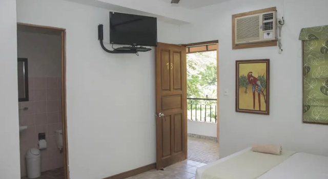Четырёхместный номер Standard Hotel Villa Acacia