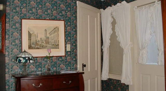 The Ogunquit Inn, Забронировать Отель Оганквит штат Мэн, рядом с Театр в Оганквите