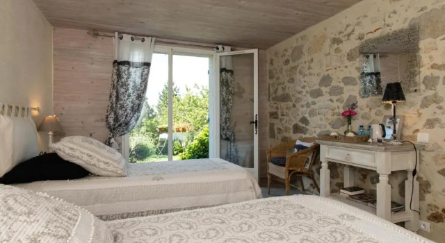 Номер Comfort Chambres d'hôtes Larroquinière