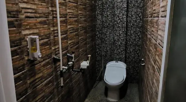 New Lishafa Guesthouse, Buchen Sie Hotel Hotels & Unterkünfte in Karimunjawa-Inseln, Hotel