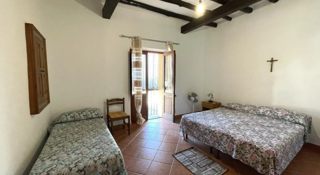 Casa Vittoria - panoramica in centro a Leni, Isola di Salina