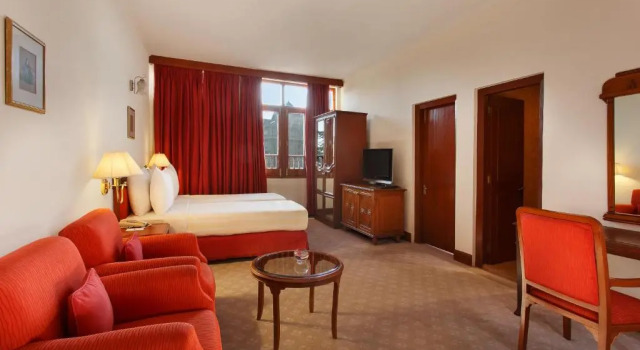 Двухместный номер Deluxe Clarkes hotel, A grand heritage hotel since 1898