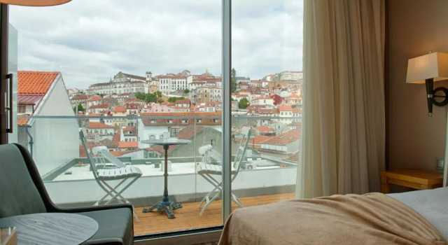 Двухместный номер Superior с балконом Hotel Oslo