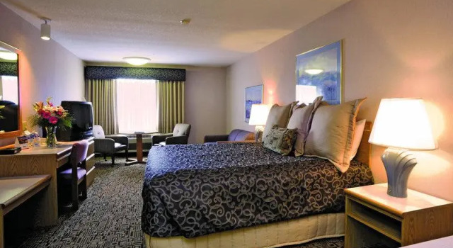 Кровать в общем номере The Tillamook Inn