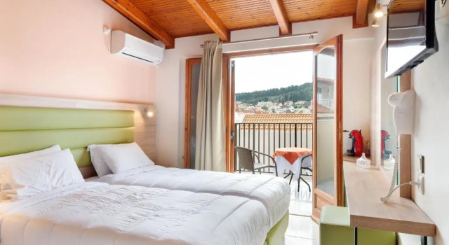Двухместный номер Standard с видом на город Hotel Aggelos Kefalonia