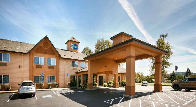 Номер Standard Best Western Dallas Inn & Suites