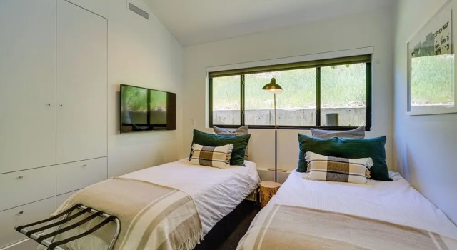 Апартаменты Deer Valley Retreat w/ Hot Tub & Movie Room