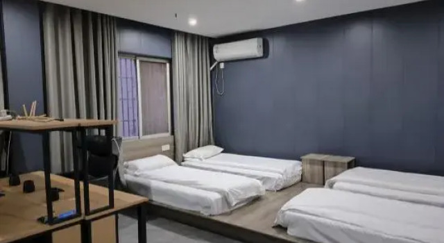 Кровать в общем номере Yunluo Intelligent Electronic Competition Hotel