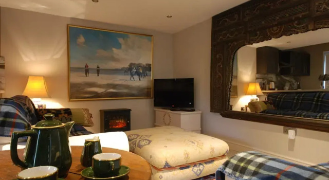 Spring Cottage, Rezervasyon Tatil Evi Teffont Magna Wiltshire