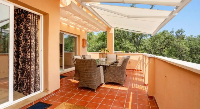 Beautiful Apartment with big terrace Elviria Marbella Varenso Holidays, Забронировать Апартаменты/квартира Апартаменты Марбелья, рядом с Теннисный и спортивный клуб Don Carlos, Апартаменты/квартира