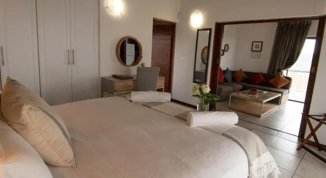 Mount Savannah Lodge by Dream Resorts, Buchen Sie Hotel Krugersdorp West Rand