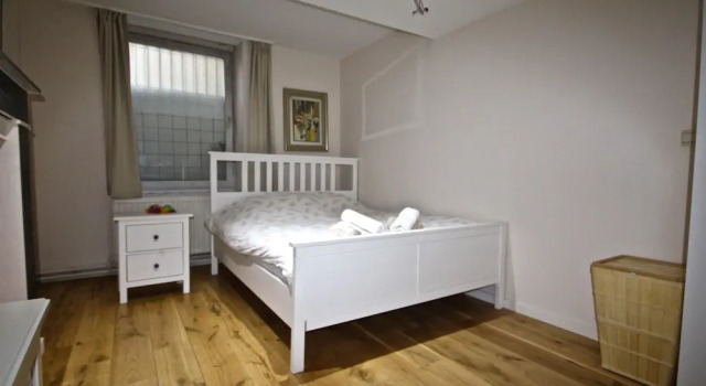 Appartement centre 3 chambres, Забронировать Апартаменты/квартира Брюссель Брюссельский столичный регион, рядом с Университет Сен-Луиса