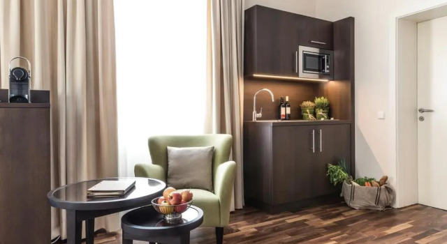 Полулюкс Hotel Sandwirth