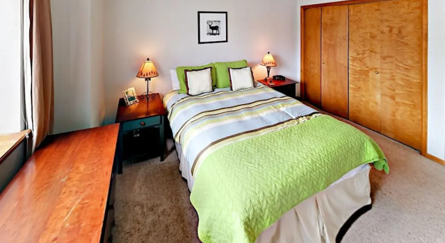 Ski in Out Near Main St Breckenridge by RedAwning, Забронировать Отель Отели Брекенридж 3 звезды, 3*