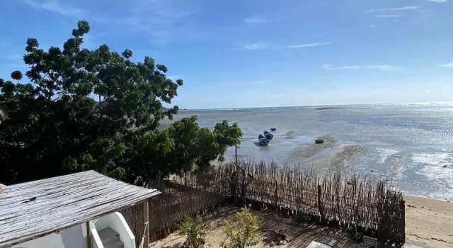 Коттедж My Hoa Oceanfront Home