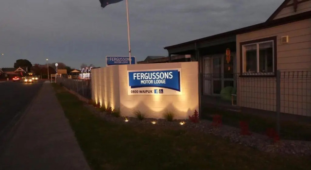 Fergussons Motor Lodge, Rezerwuj Hotel Hotele SPA w Hawke&, SPA