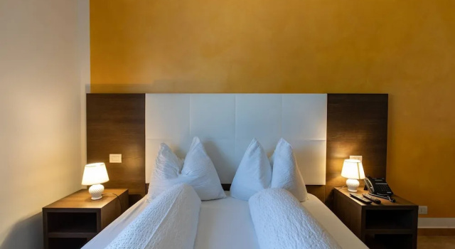 Трёхместный номер Standard с балконом и с видом на море Villa Ginevra Resort Agrituristico