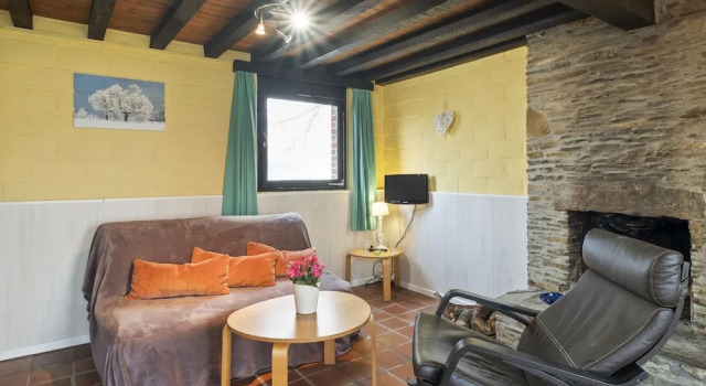 Homey Cottage in Hastière With Garden, Забронировать Дом для отпуска Гастьер-Лаво 