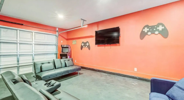 NAS Jax Pool Hot-tub Gameroom Message for Spring, Book Feriehus Sommerhuse i Jacksonville, Hytte