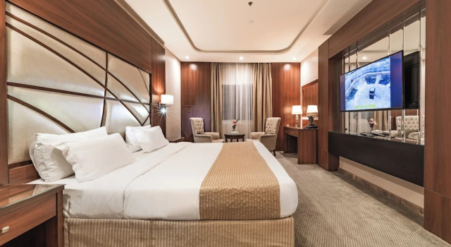 Номер Deluxe Sunday Red Sea Fountain Alhamra Formerly Vivid Plaza Hotel