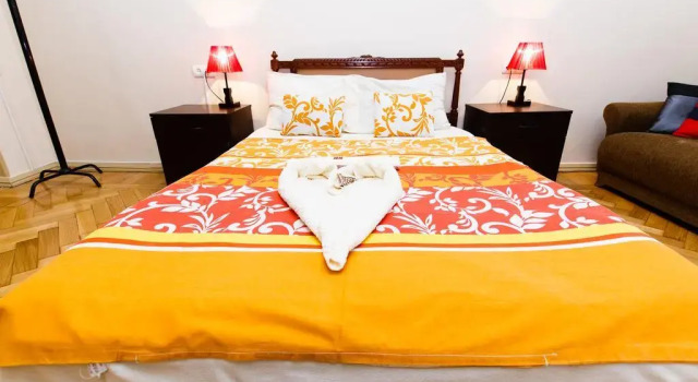 GL Hostel, Забронировать Хостел Мтацминда Тбилиси, рядом с Tеатр имени Марджанишвили