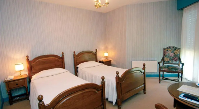 Hotel Club Vacanciel Salies de Bearn, Забронировать Отель Отели Сали-де-Беарн с бассейном, Бассейн